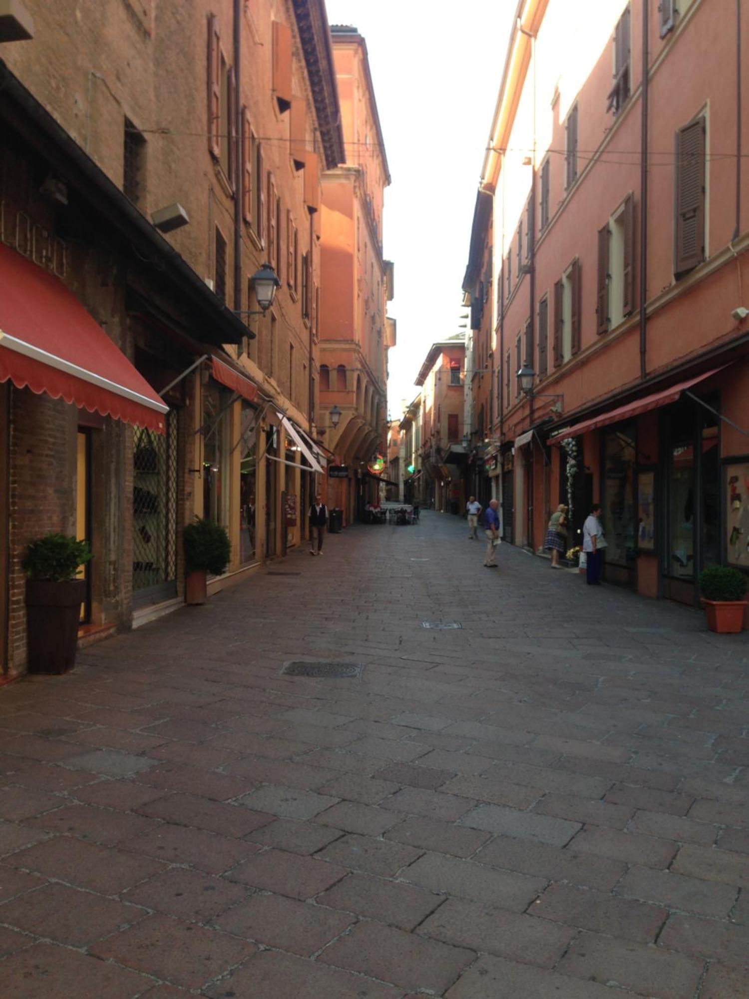 Piccolo Monolocale A Due Passi Da Piazza Maggiore Bolonha Exterior foto